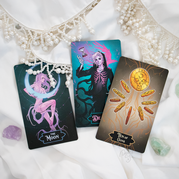 Lunar Lost Tarot Deck